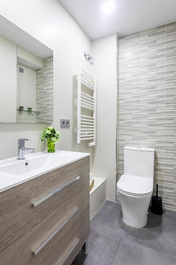شقة Precioso Piso Moderno: Terraza, A/C, Netflix, Wifi فالنسيا المظهر الخارجي الصورة